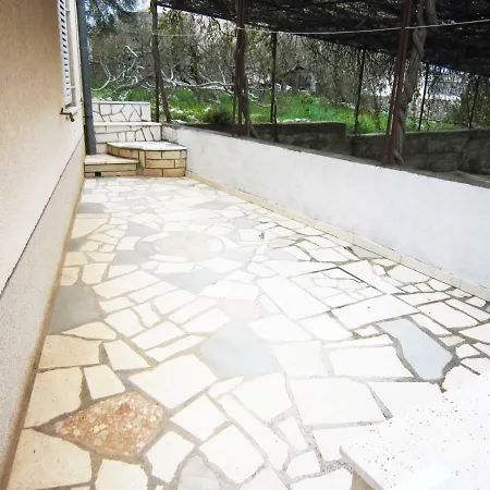 Gasperov Guest house 3*